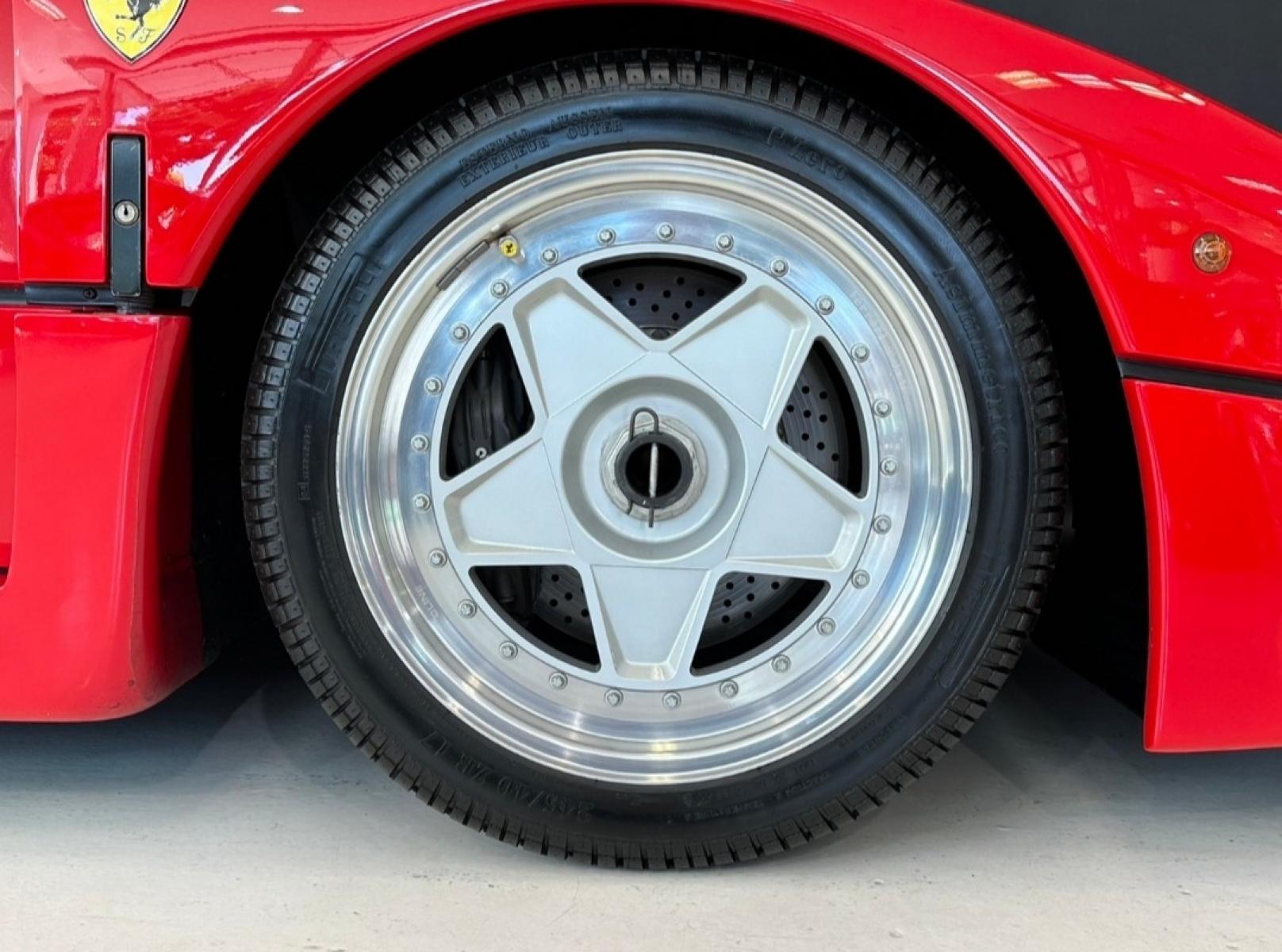 1990 Red Ferrari F40 , 0.000000, 0.000000 - Photo #22