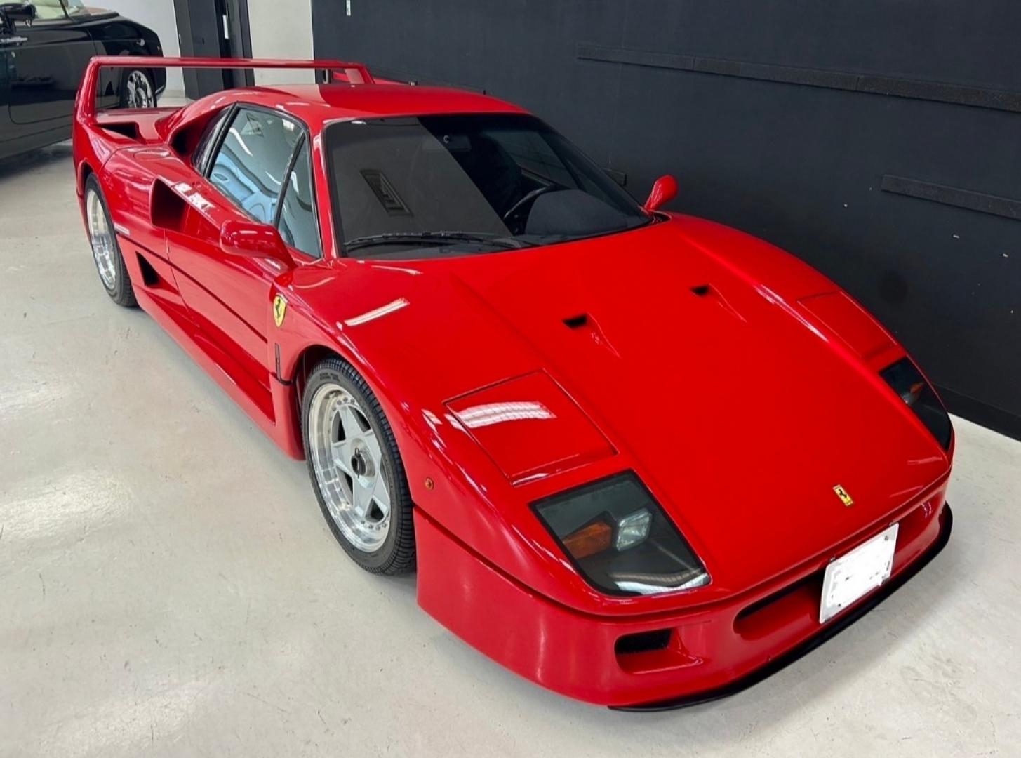 1990 Red Ferrari F40 , 0.000000, 0.000000 - 1990 Ferrari F40 1990 delivered as new in France 1992 delivered to 2nd owner in Japan from France. 2003 current owner All service record from present owner All repaint for refresh perfect skill Exchanged new cutch and master last month, was reupholstered both of the seat new fabric and spong - Photo#3