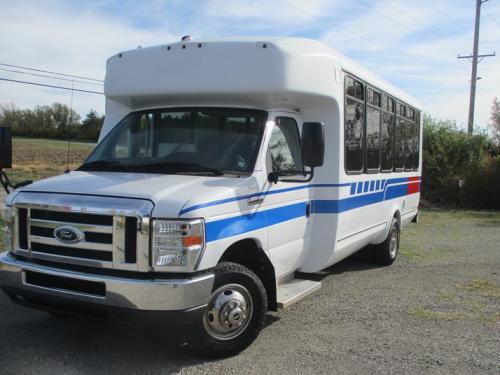 2017 Ford Econoline E450