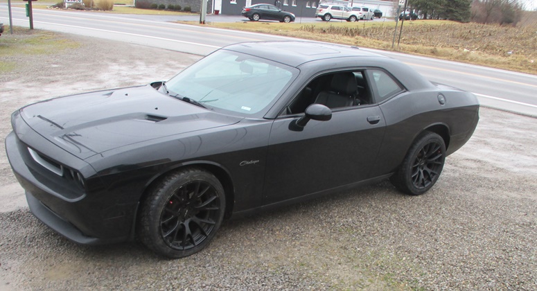 photo of 2013 Dodge Challenger SXT